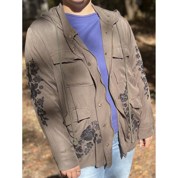Andree by Unit Women’s Green Military Embroidered Hooded Full Zip Jacket Size L - Picture 1 of 16
